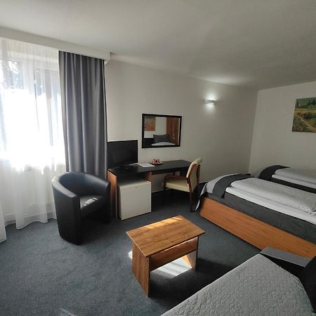 Hotel P7 Lučenec Extérieur photo
