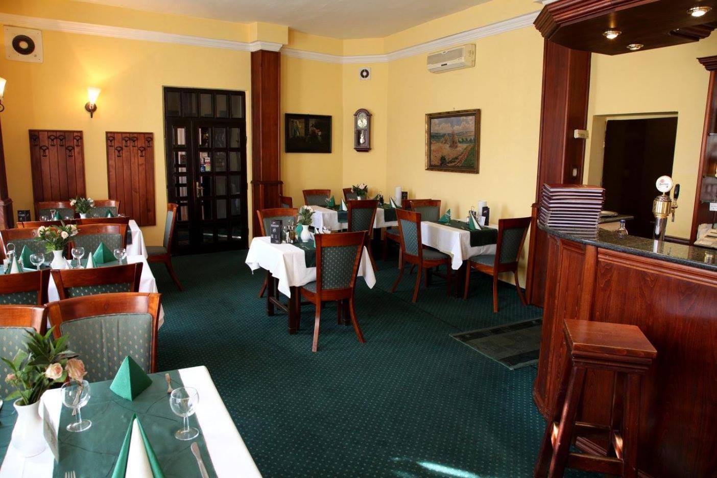 Hotel P7 Lučenec Extérieur photo